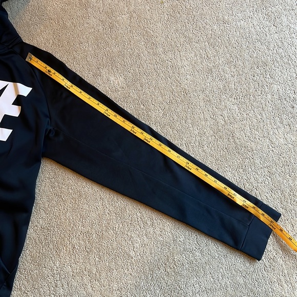 Nike black Therma-fit hoodie - Picture 5 of 5